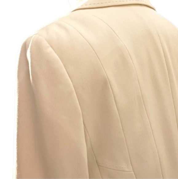 Atelier Blazer Jacket Size 10 Cream Beige Modern Fitted Career Front Pockets - Picture 4 of 16